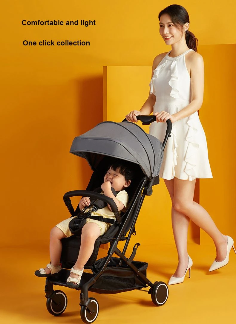 Lightweight portable pram